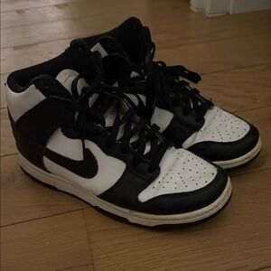 Nike Black and White Sneakers